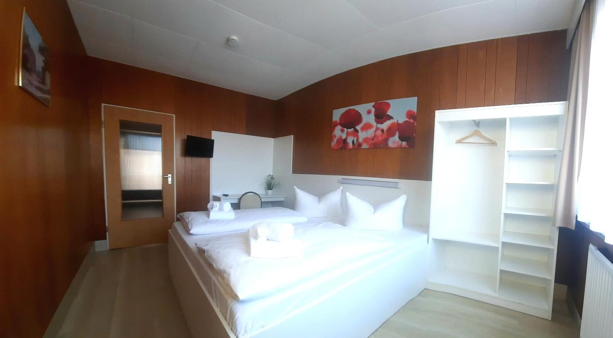 Central-Hotel Tegel Берлин Екстериор снимка